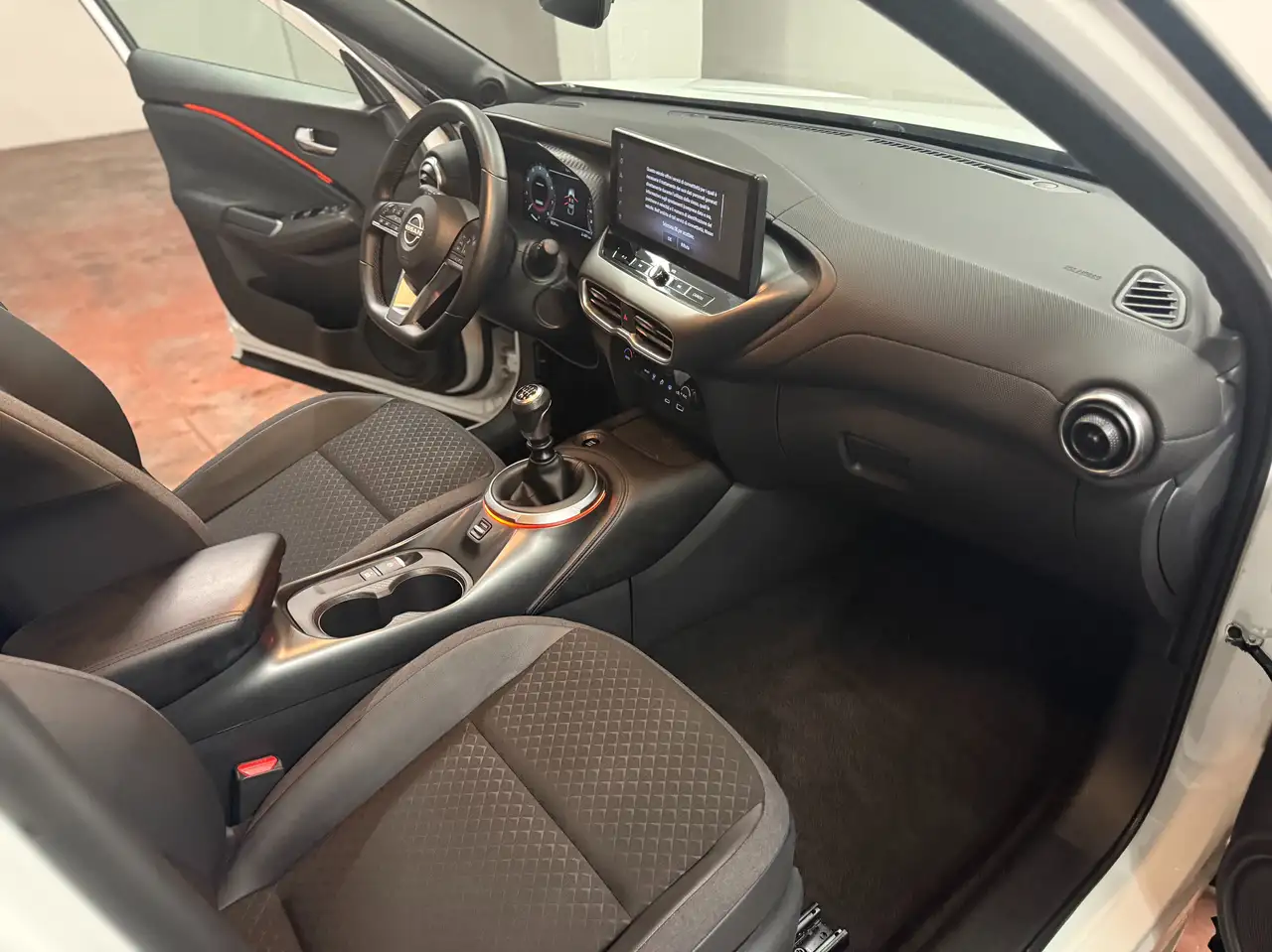 Nissan Juke Juke 1.0 dig-t N-Connecta 114cv VARIE UNITà 10