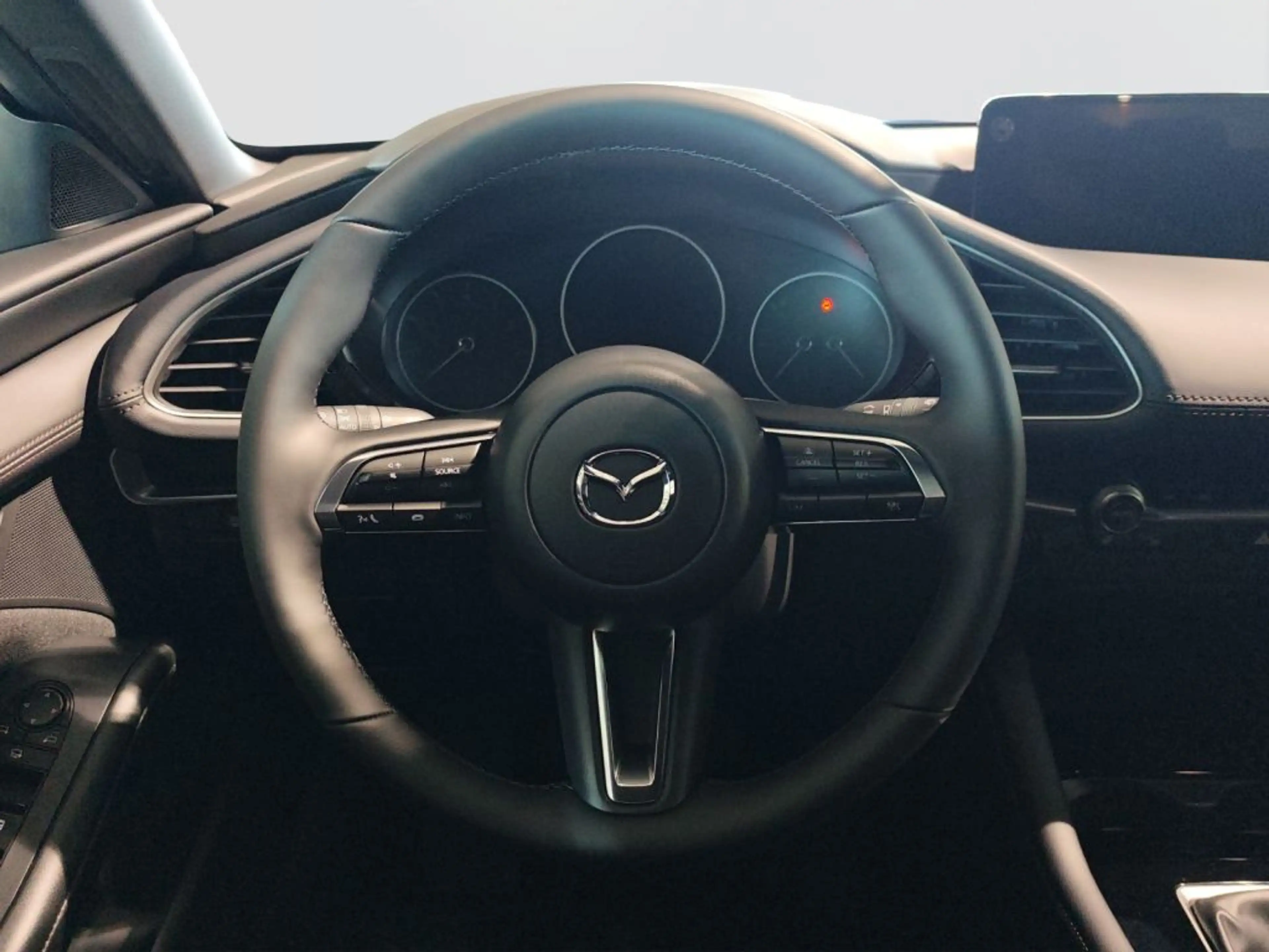Mazda 3 e-SKYACTIV-G 140 M HYBRID CENTRE-LINE — photo 7