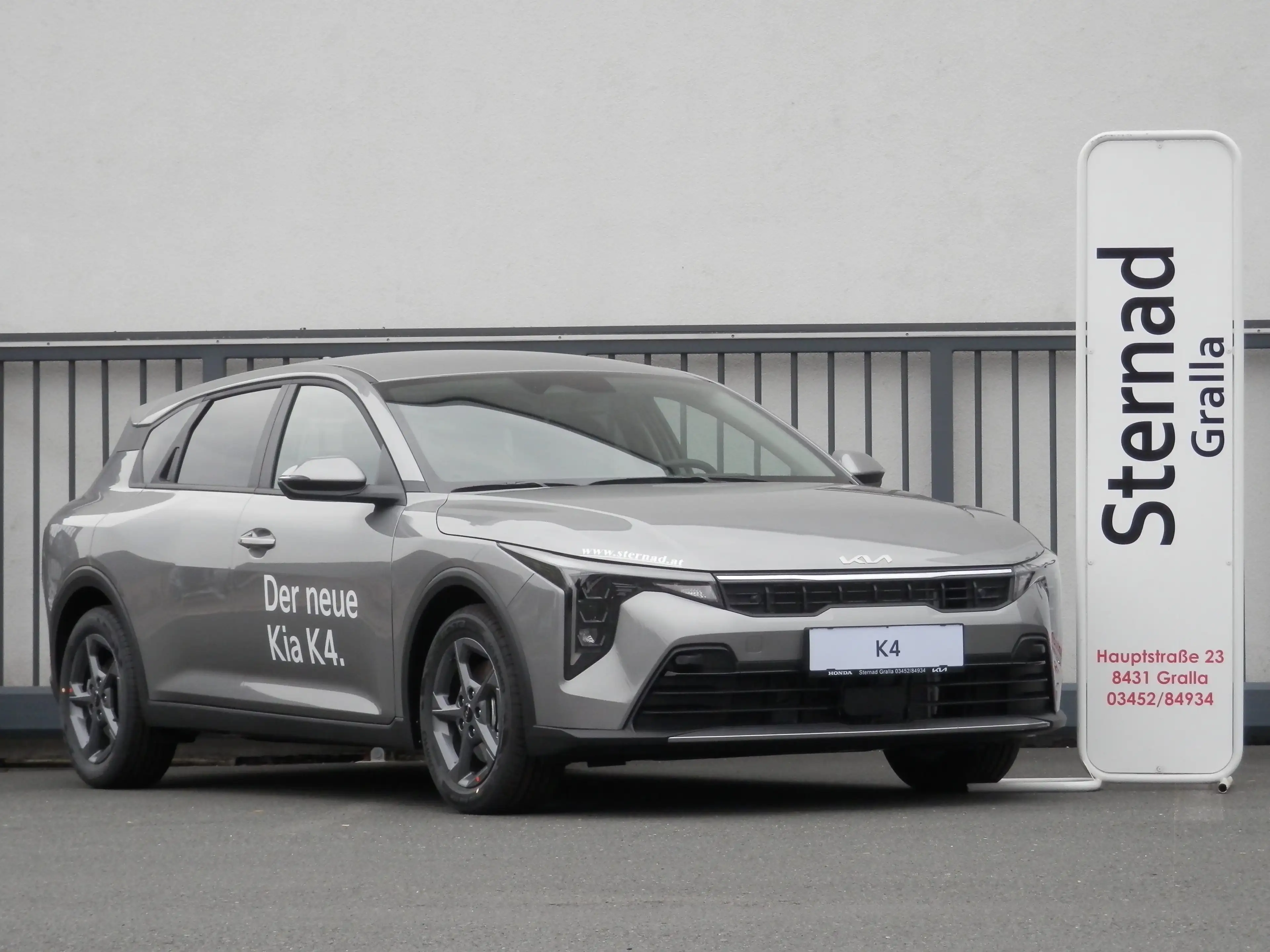 Kia K4 HB 1,0 TGDI 48V Silber