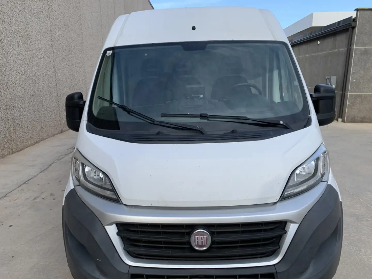 Fiat Ducato FIAT Industrial Manual de 5 Puertas Blanco - 1