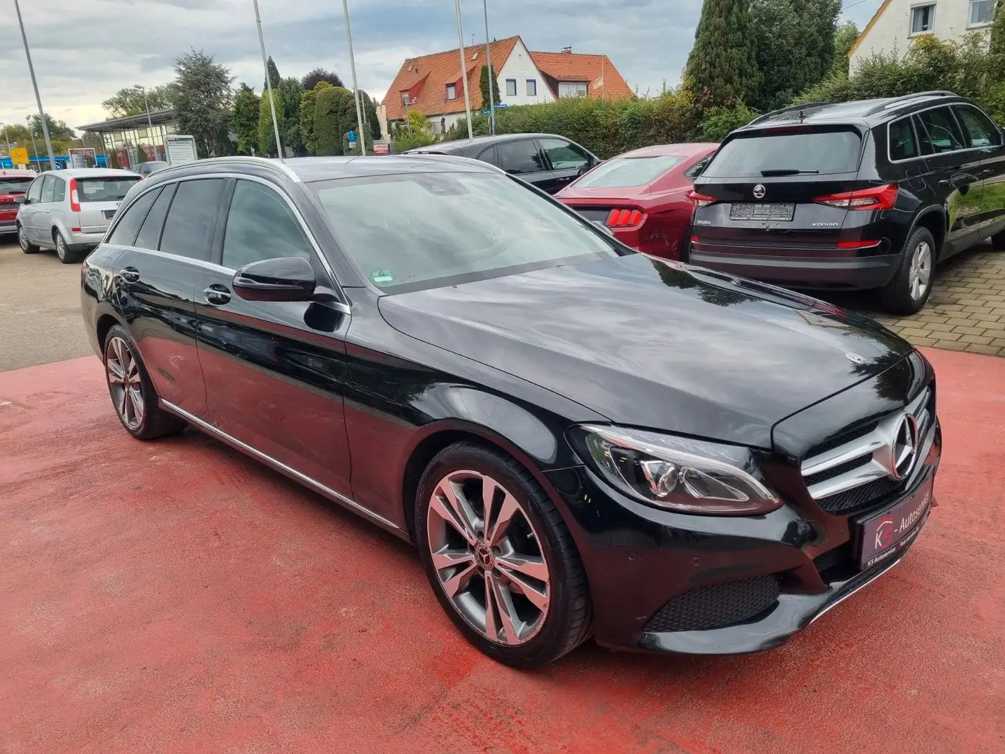 Mercedes-Benz C 180 T-Modell C 180 T CGI Avantgarde Noir - 2