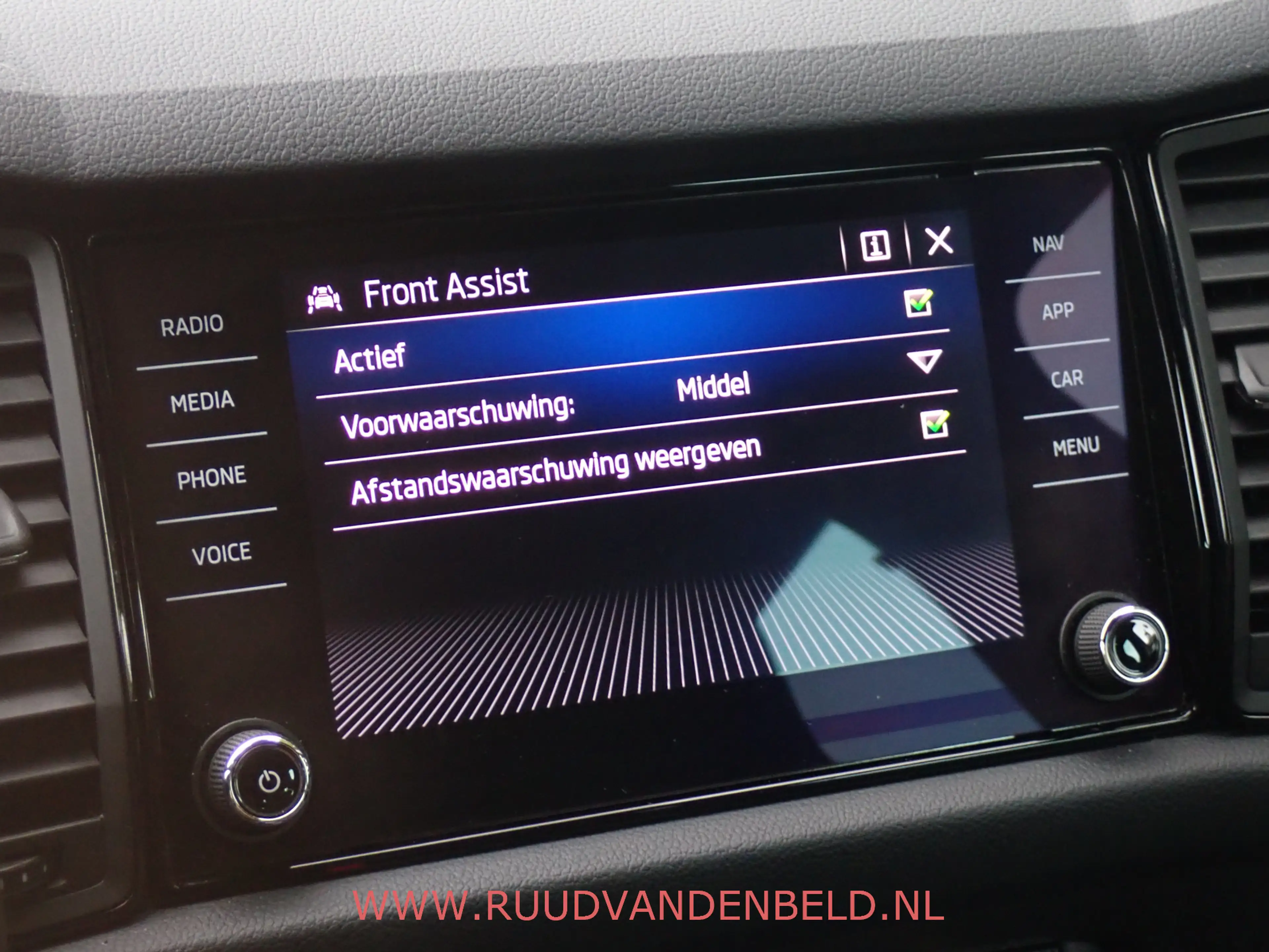Skoda Kodiaq 1.5 TSI SPORTLINE 7-PERS / TREKHAAK / CARPLAY / CA — photo 27