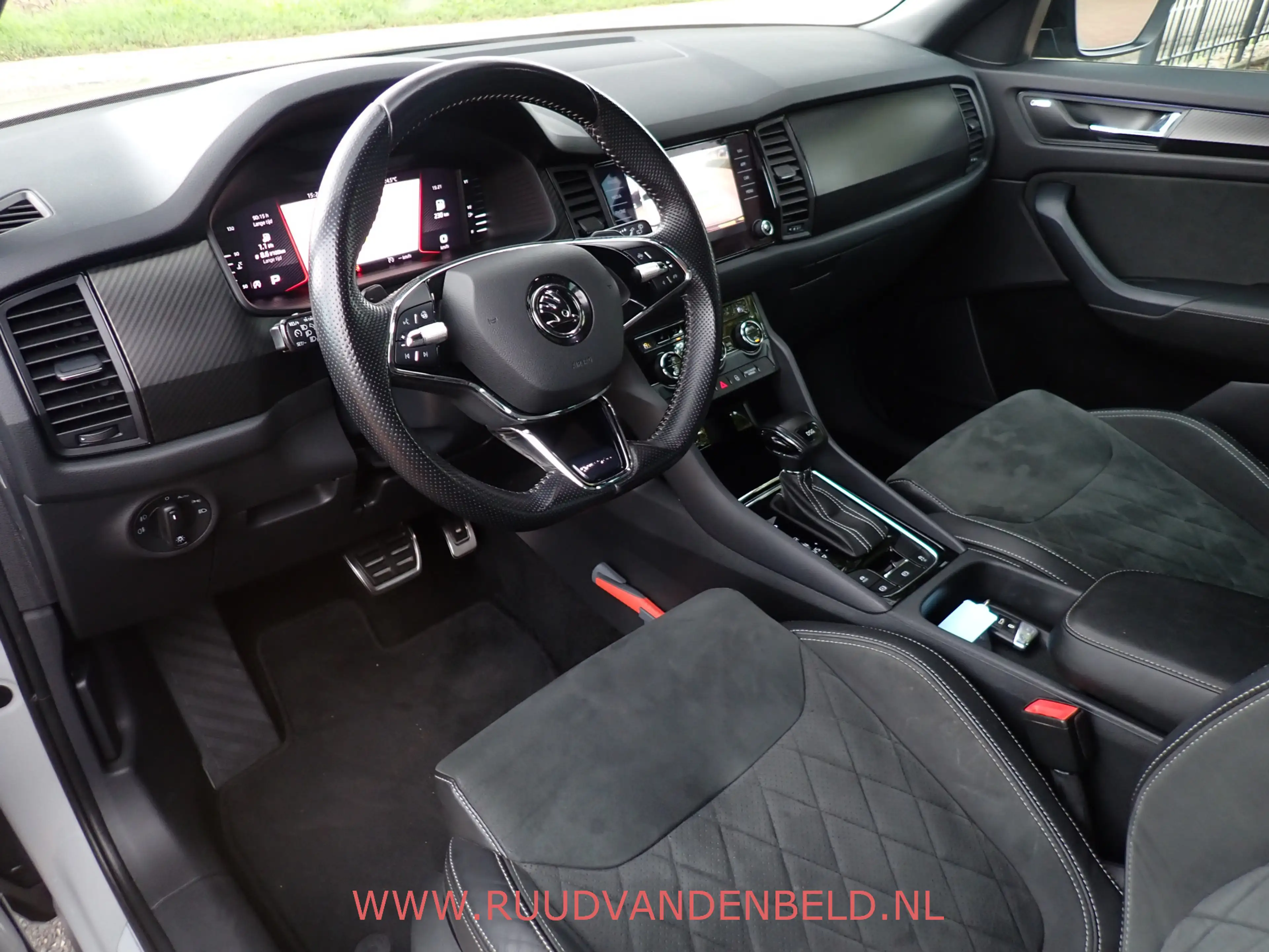 Skoda Kodiaq 1.5 TSI SPORTLINE 7-PERS / TREKHAAK / CARPLAY / CA — photo 10