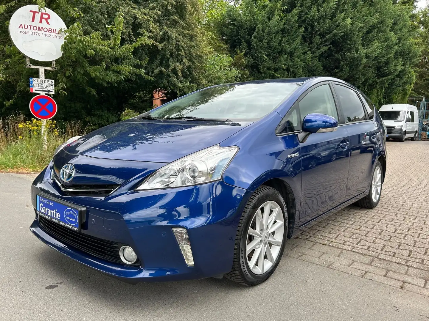 Toyota Prius + Comfort I. HAND Blu/Azzurro - 1