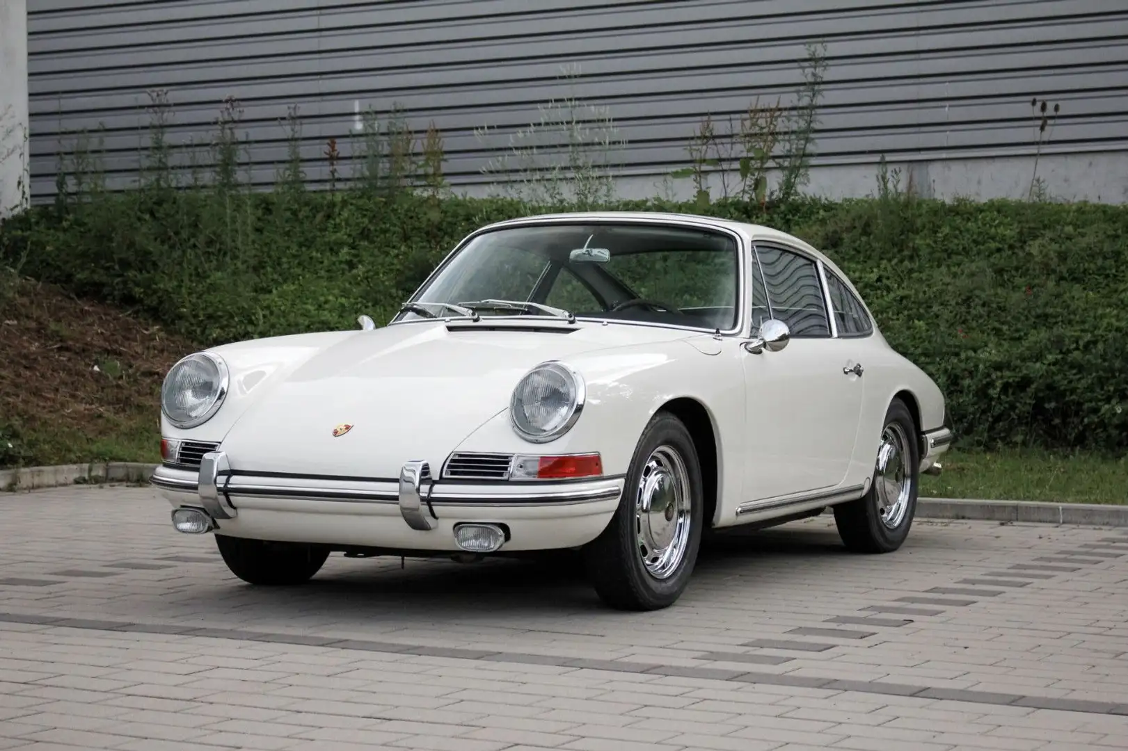 Porsche 911 Coupé F-Modell *1. Hand* - 1