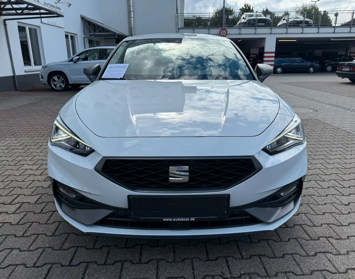 SEAT Leon FR LIMO LED/FULLLINK/1HALTER Blanc - 2