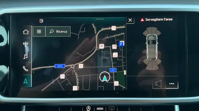 Audi A6 view 14