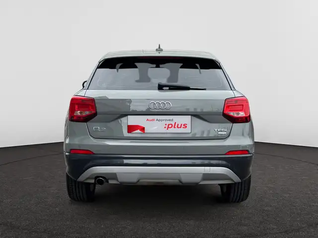 Audi Q2 view 6