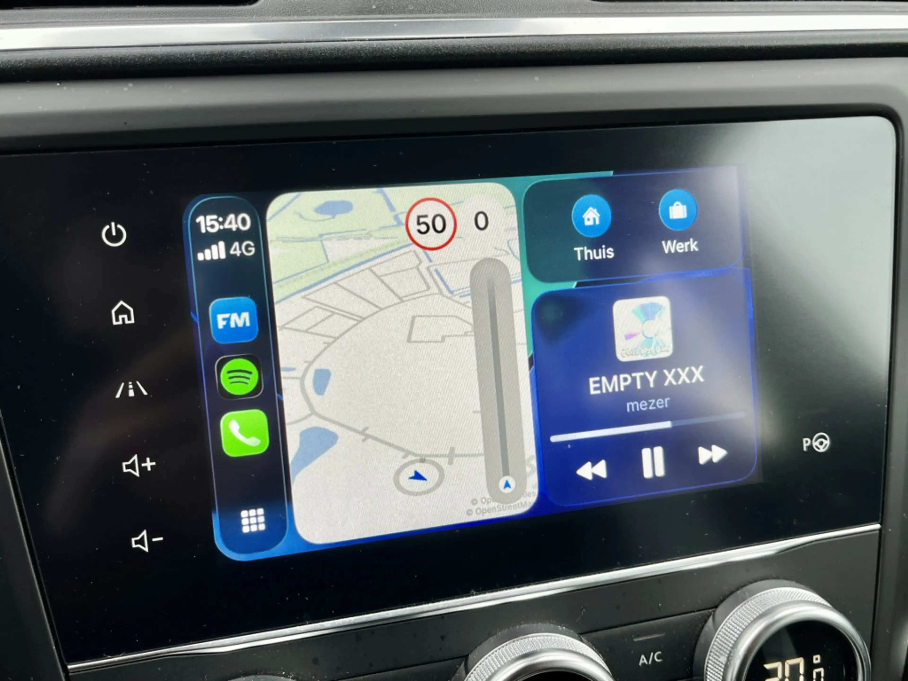 Renault Kadjar 1.3 TCe 140 EDC Intens | Leer | Trekhaak | Stoelve — photo 10