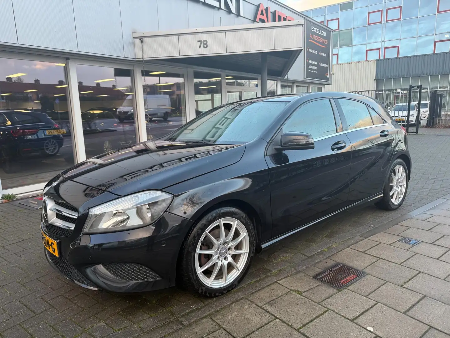 Mercedes-Benz A 180 Ambition - Navigatie Zwart - 2
