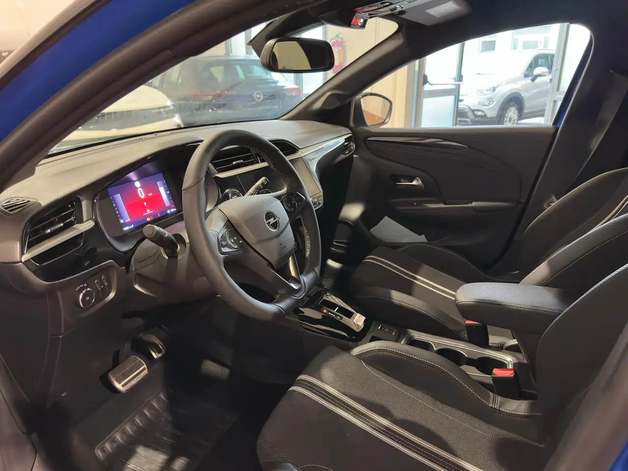 Opel Corsa 1.2 130cv GS Auto + Navi + Key Less 10
