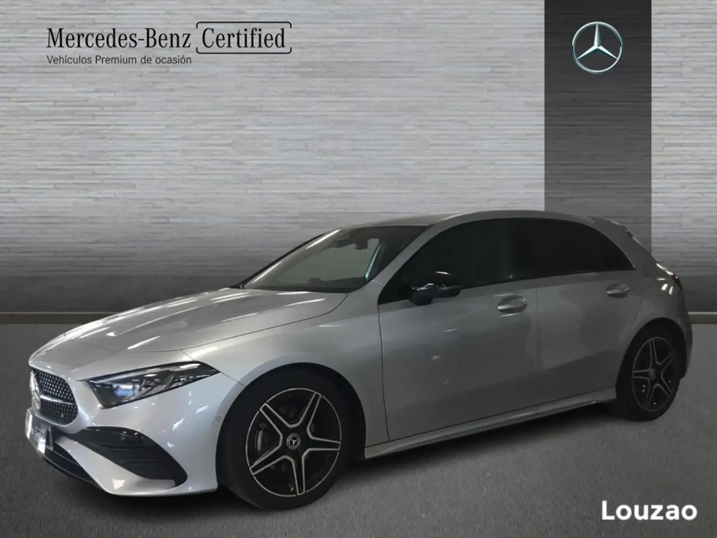 Mercedes-Benz MERCEDES-BENZ Clase A Pequeño  Automático de 5 P - 1