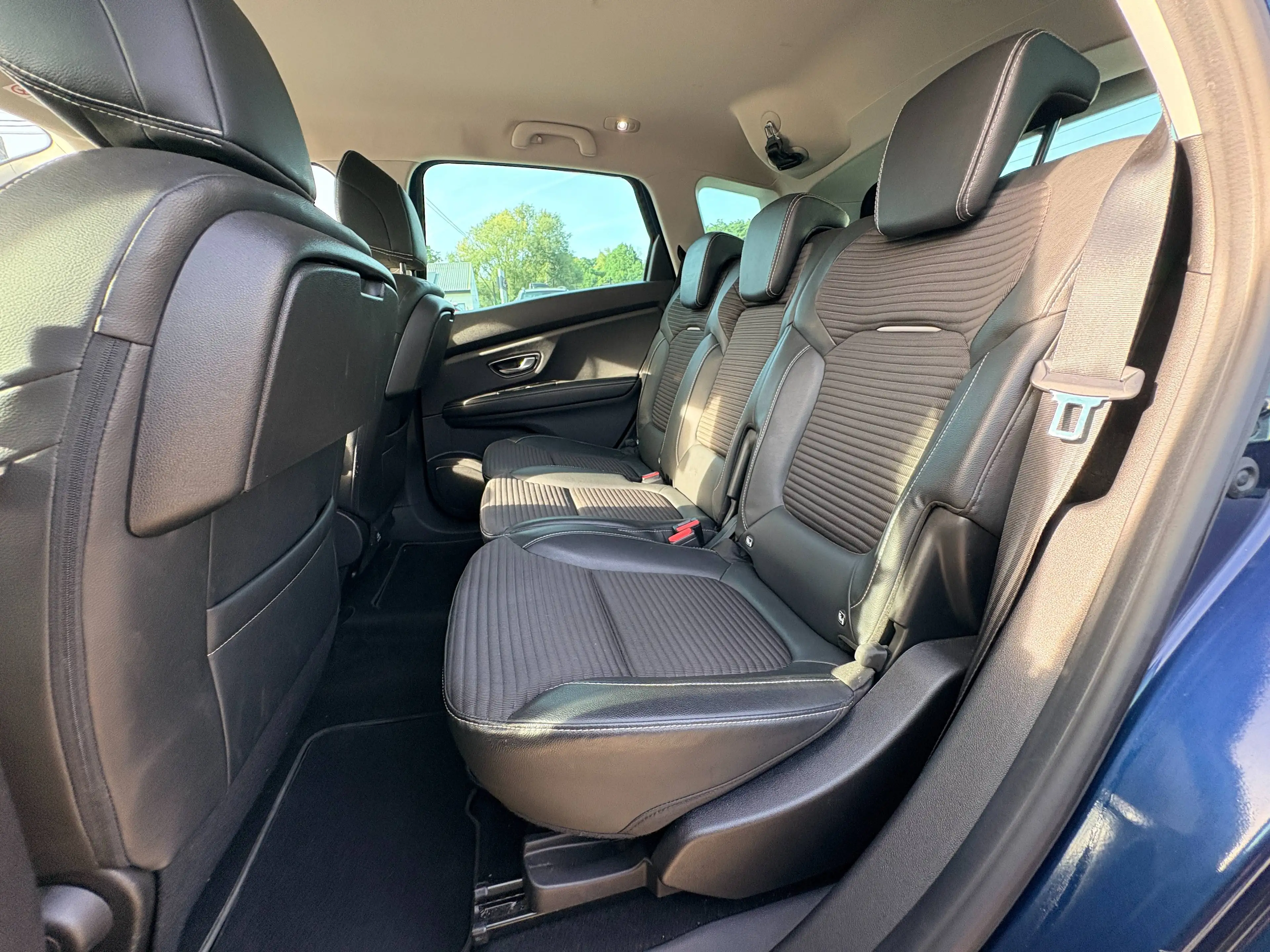 Renault Scenic 1.7 Blue dCi Intens - EU6 - GARANTIE 1AN - — photo 12