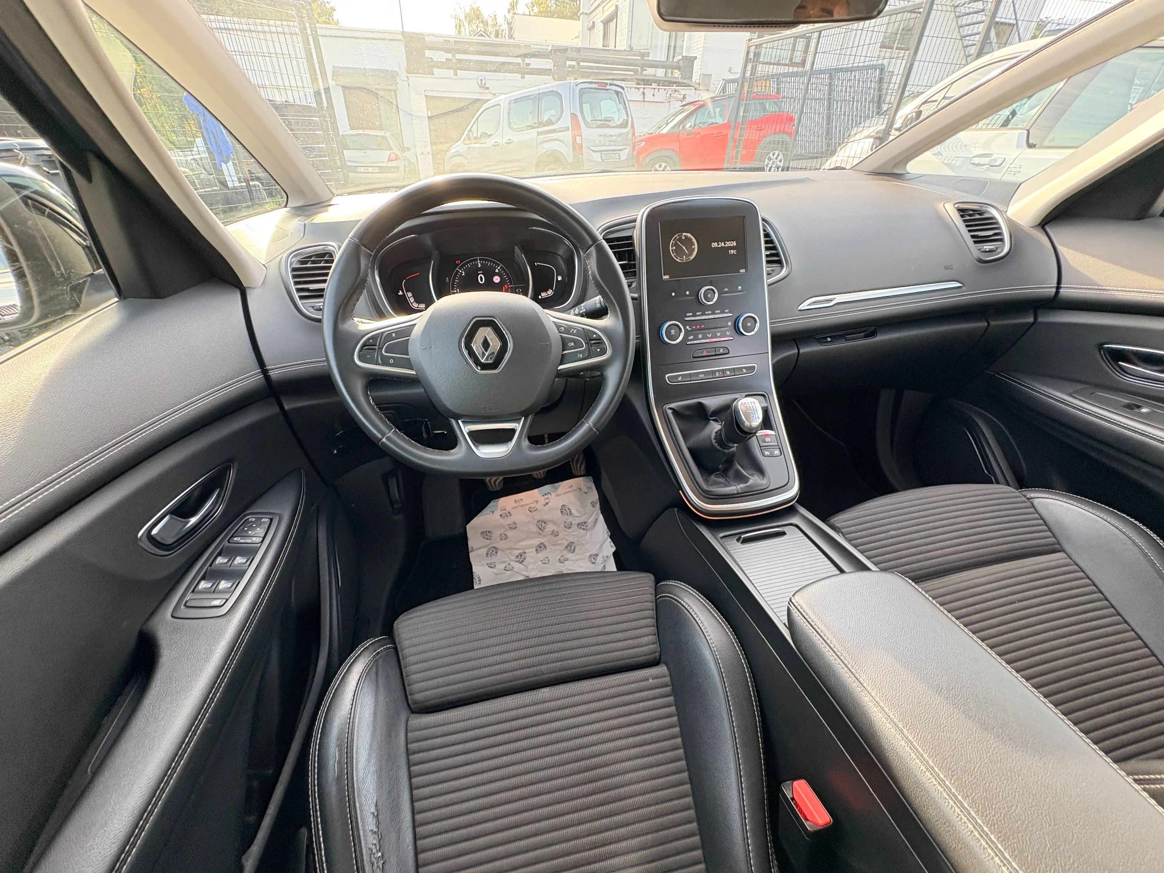 Renault Scenic 1.7 Blue dCi Intens - EU6 - GARANTIE 1AN - — photo 10