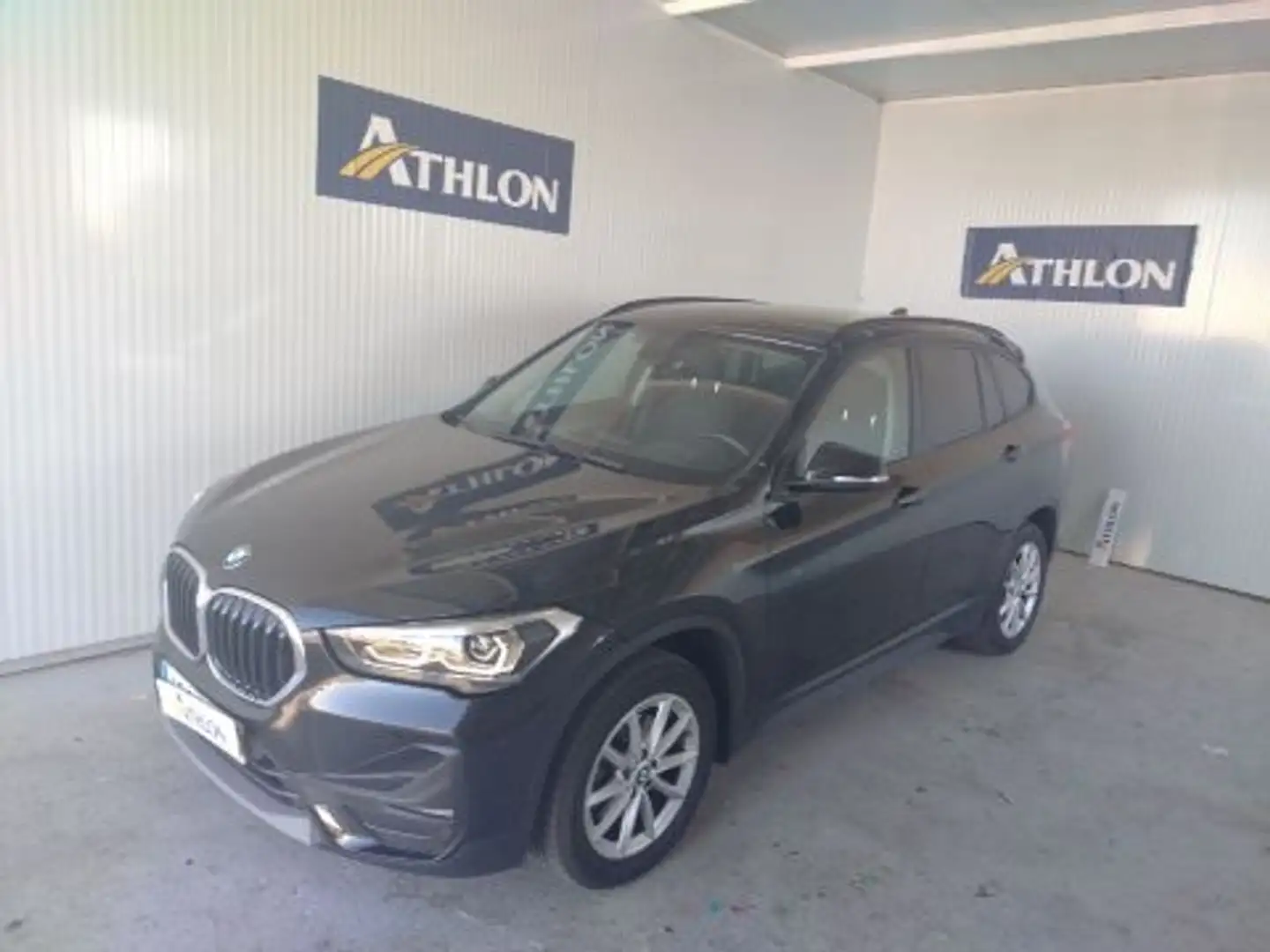 BMW X1 xDrive 18dA Noir - 1
