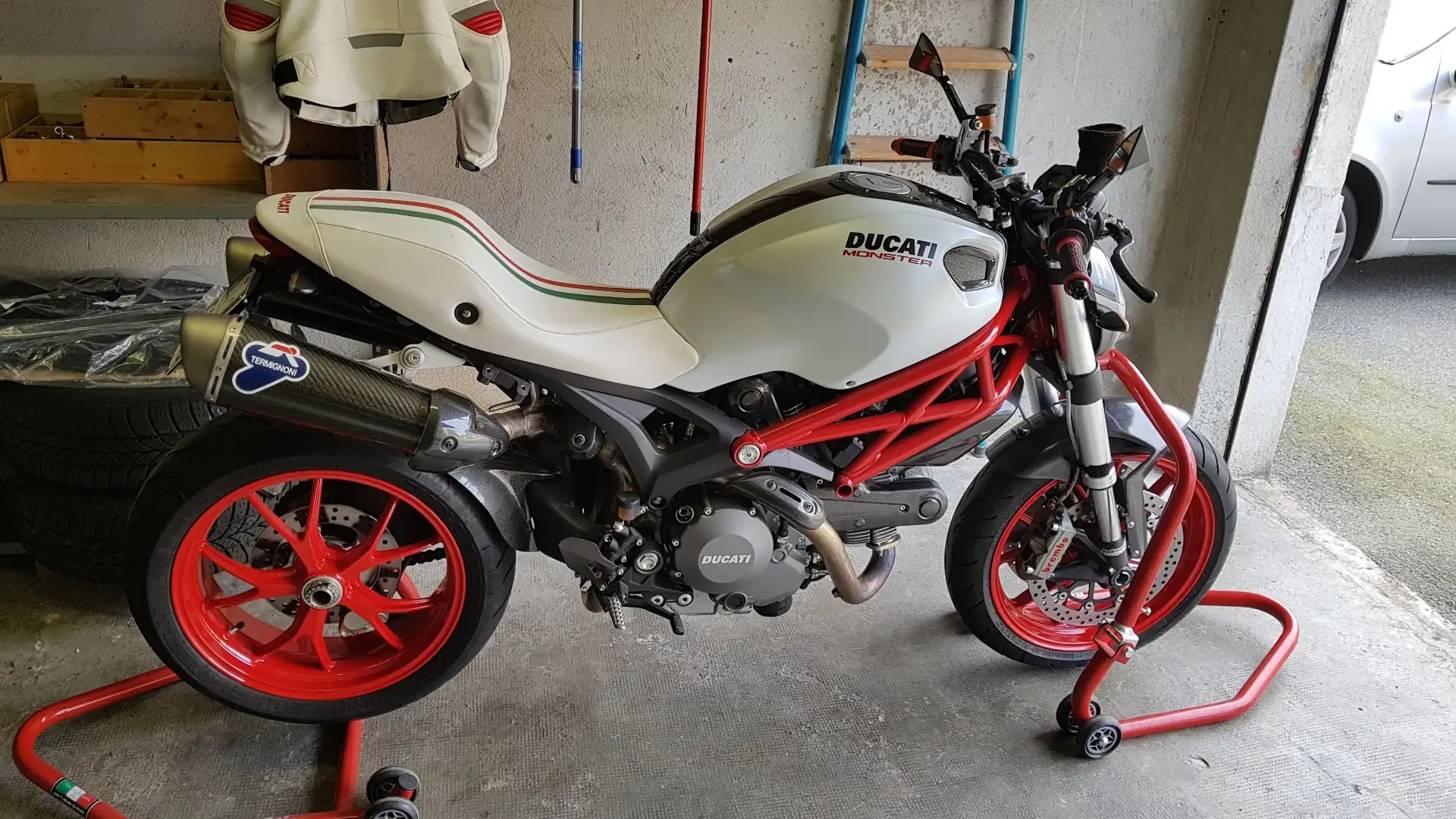 Ducati Monster 796 my 2011 Blanco - 1