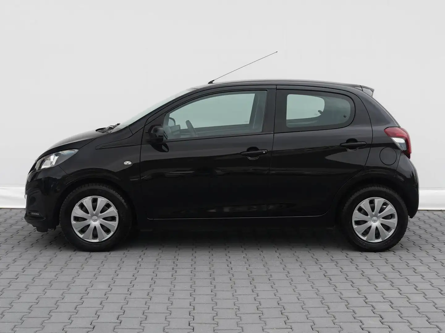 Peugeot 108 1.0 e-VTi 5drs. Active | Airco | LED | Bluetooth Zwart - 2