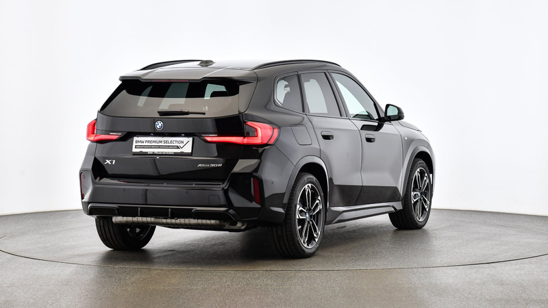 BMW X1 xDrive30e M-Sportpaket — photo 4