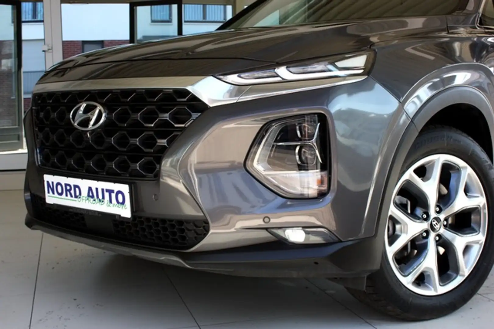 Hyundai SANTA FE Santa Fe 2.4 PREMIUM 4x4 Autom. Vollausstattung Noir - 2
