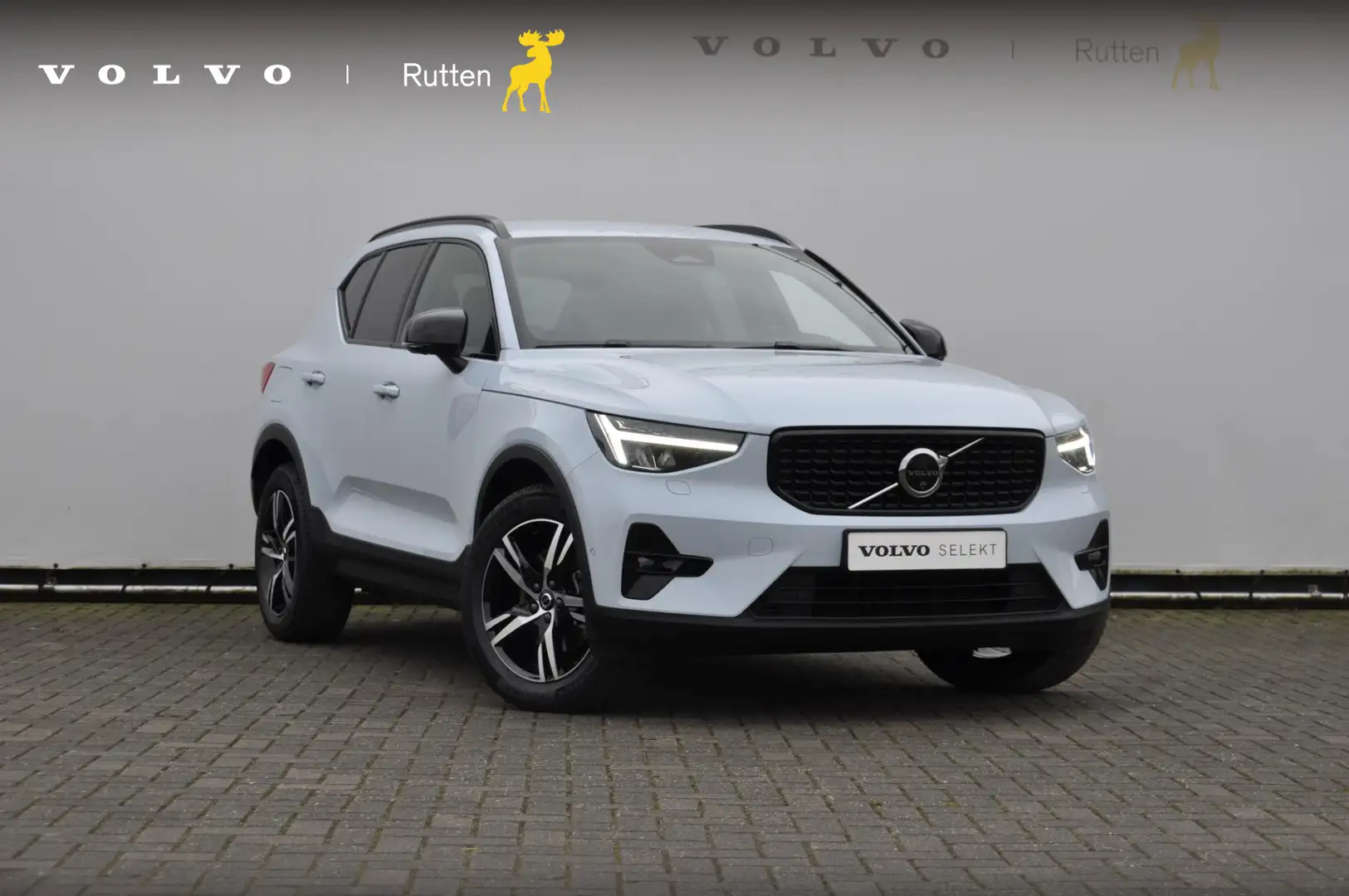 Volvo XC40 B4 211PK Automaat Plus Dark / Adaptive cruise cont Bleu - 1