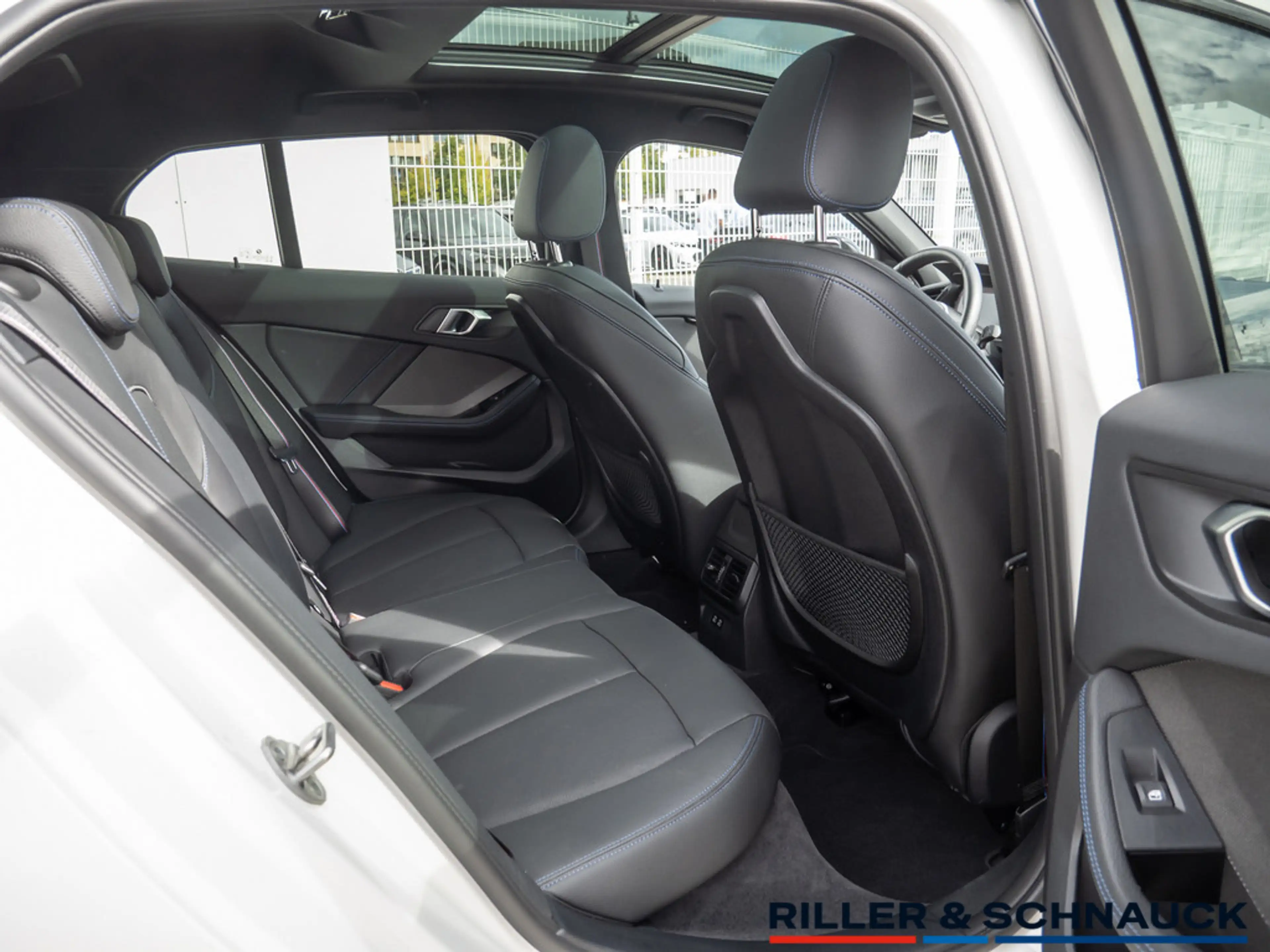 BMW 128 ti LEDER+H/K+PANO+NAVI+KEYLESS+MEMORY+ACC — photo 8