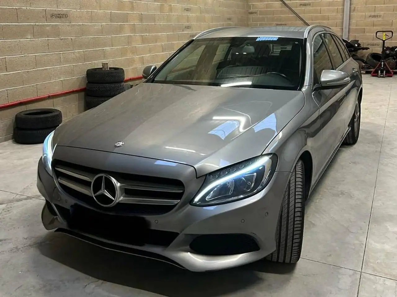 Mercedes-Benz C 220