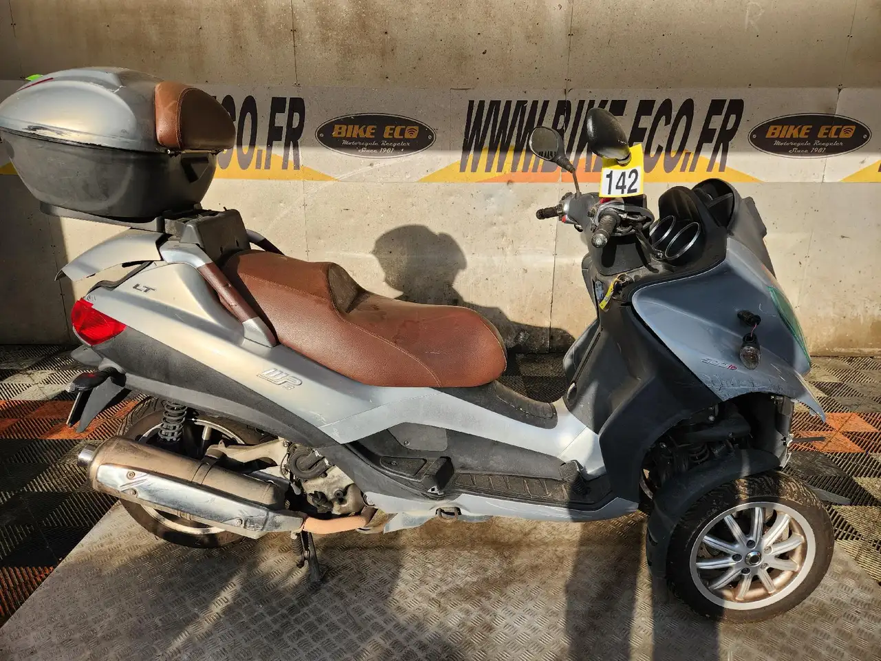 Piaggio MP3 500