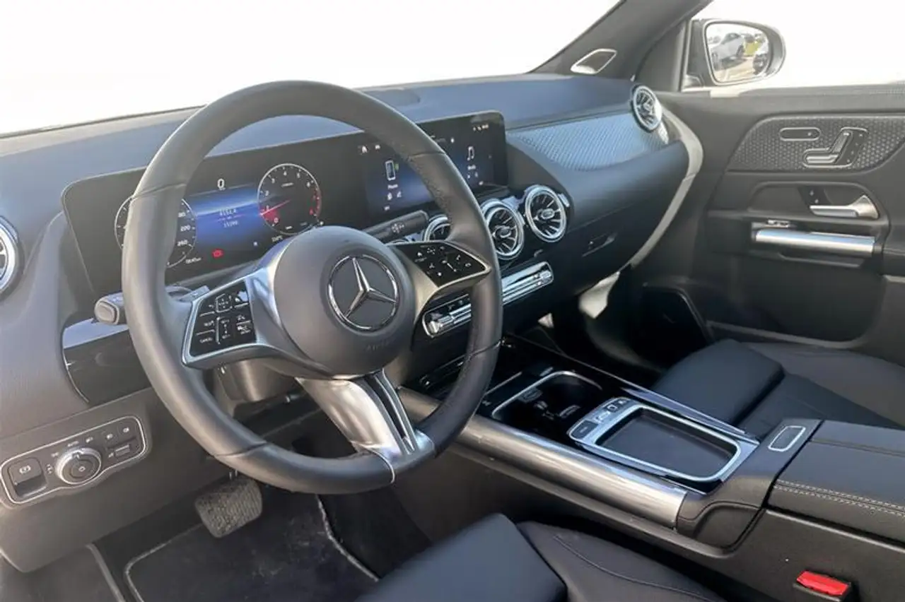 Mercedes-Benz GLA fotografie Mercedes-Benz GLA