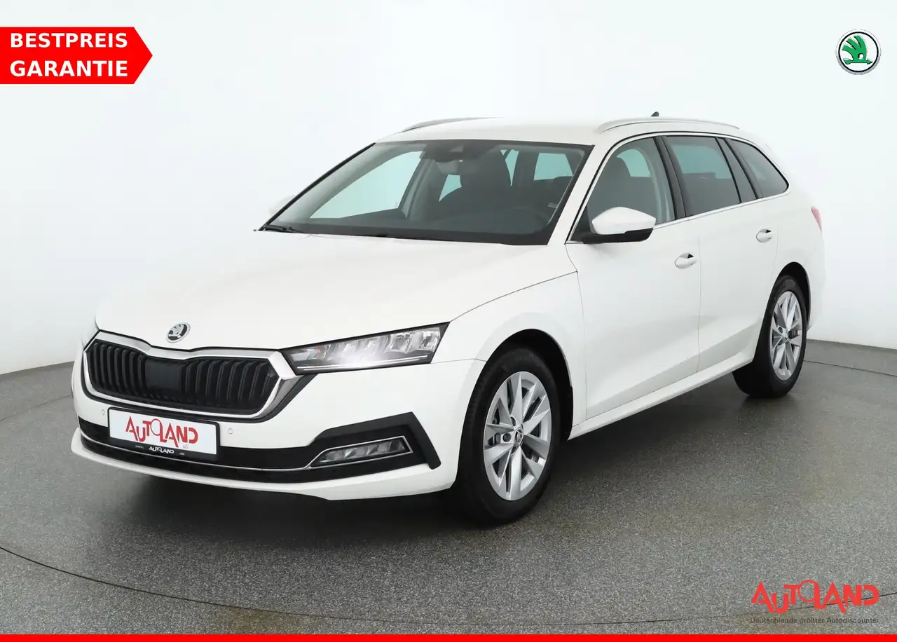Skoda Octavia Combi 2.0 TDI Style LED ACC Navi Kamera — photo 1 of 15