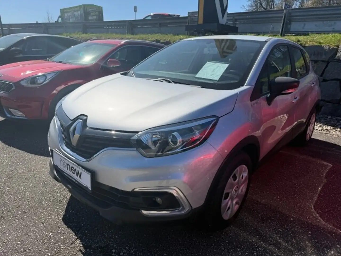 Renault Captur ENERGY TCe 90 Life Silber - 1