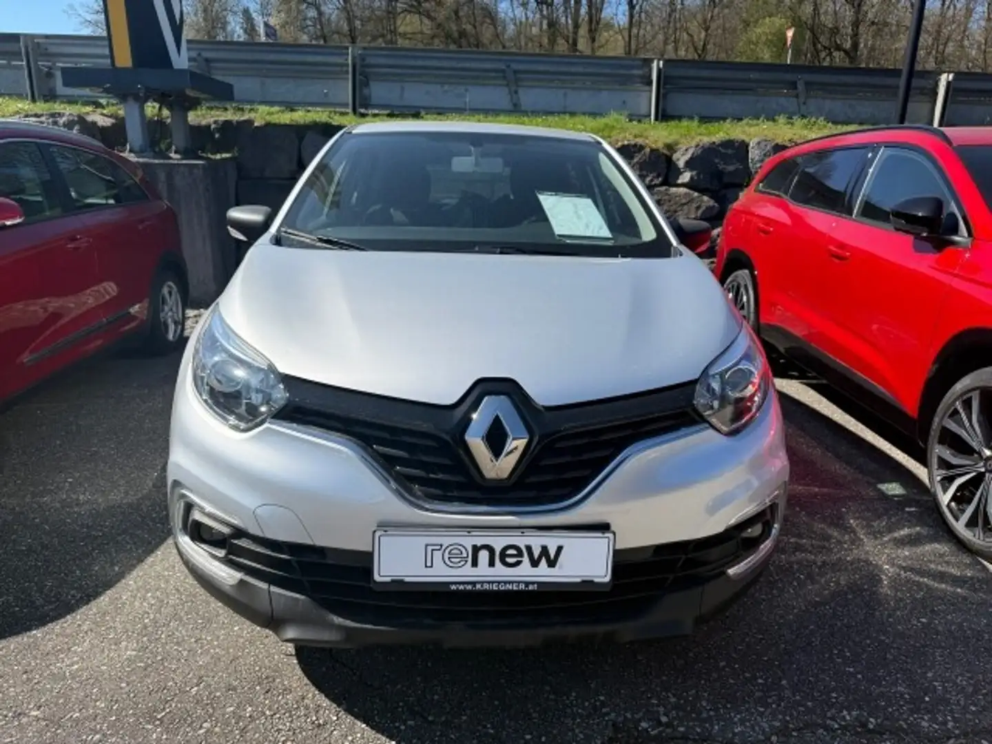Renault Captur ENERGY TCe 90 Life Silber - 2