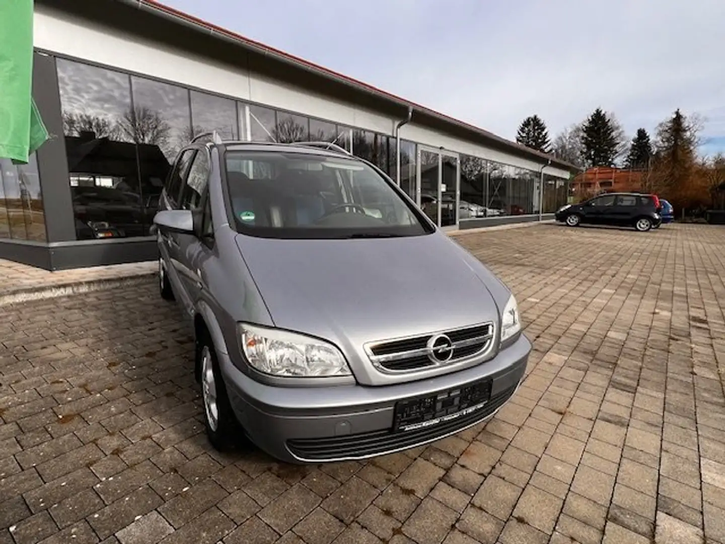 Opel Zafira Njoy mit Style-Paket Silber - 2