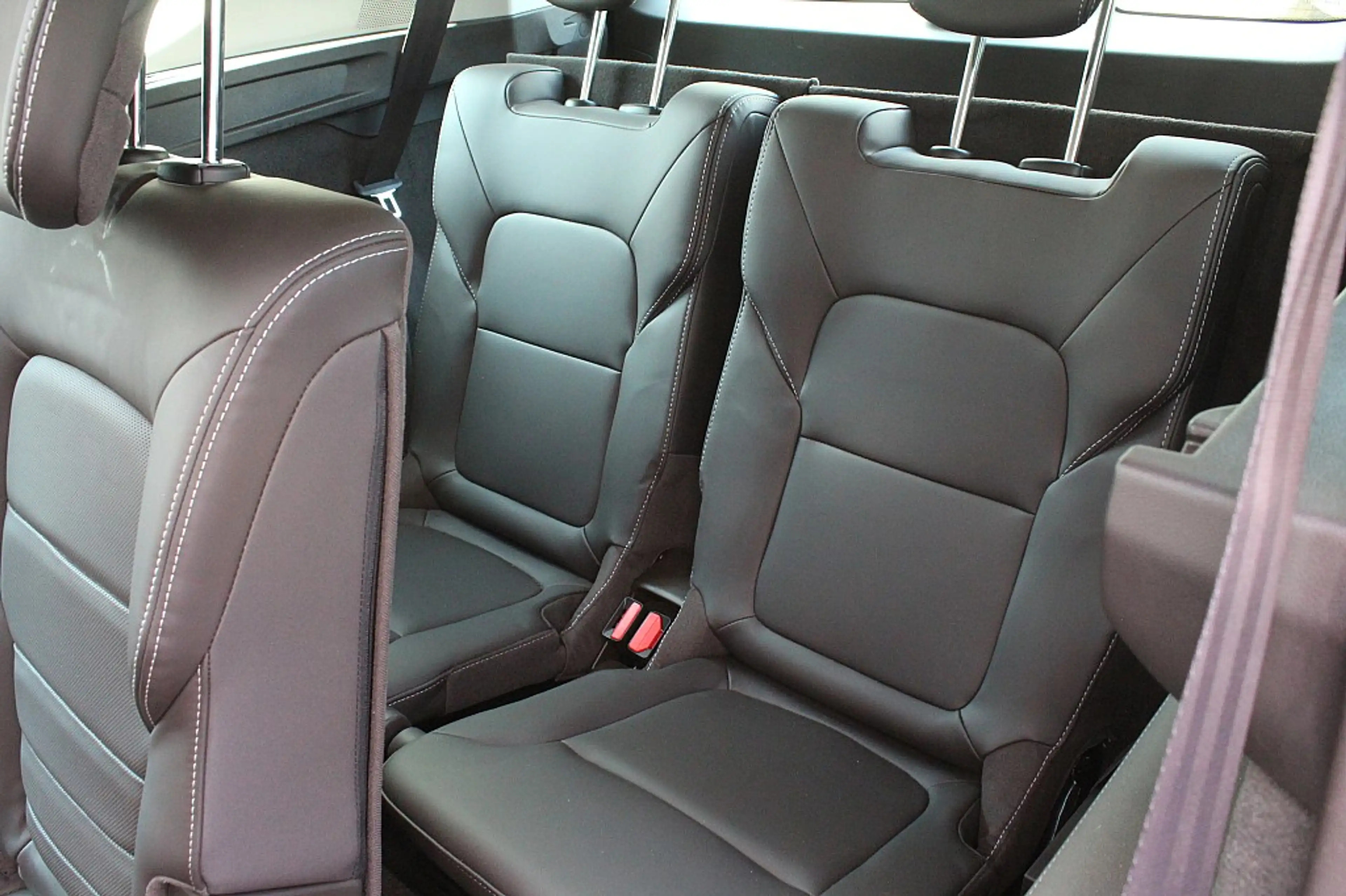 Renault Espace Initiale Paris Energy dCi 160 EDC *7-SITZER* — photo 14