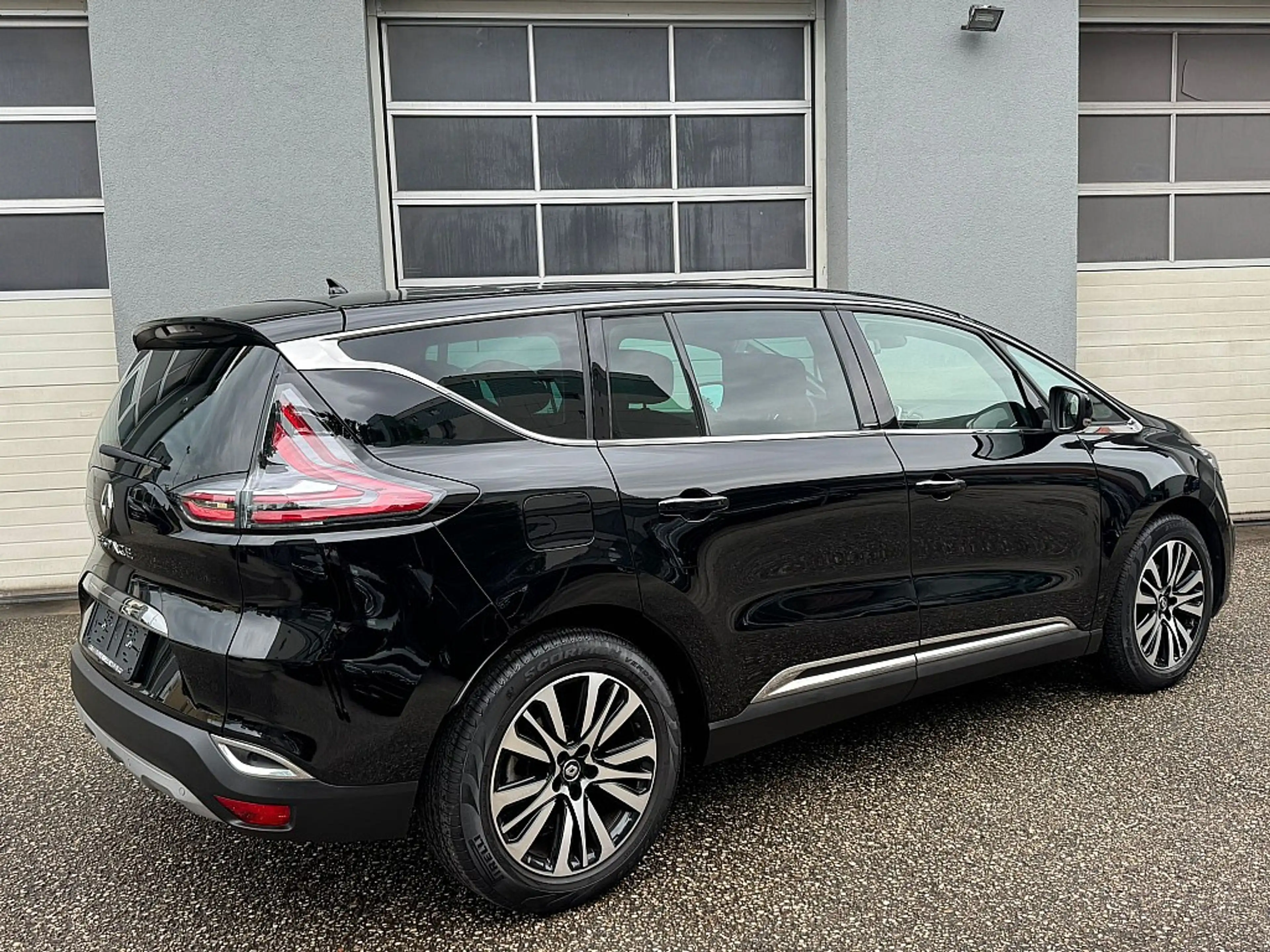 Renault Espace Initiale Paris Energy dCi 160 EDC *7-SITZER* — photo 5
