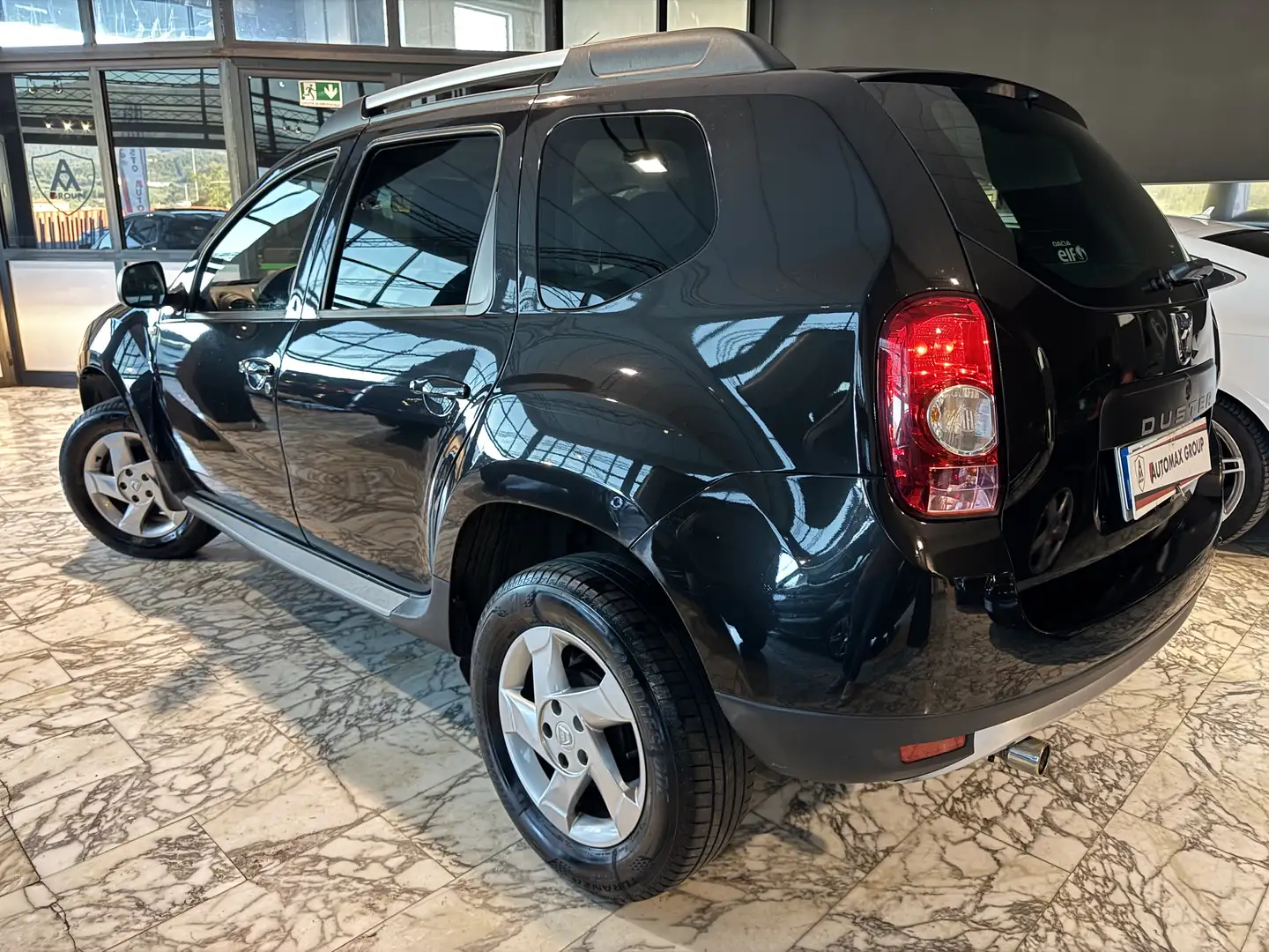 Dacia Duster 1.6 110CV 4x2 Laureate Nero - 2