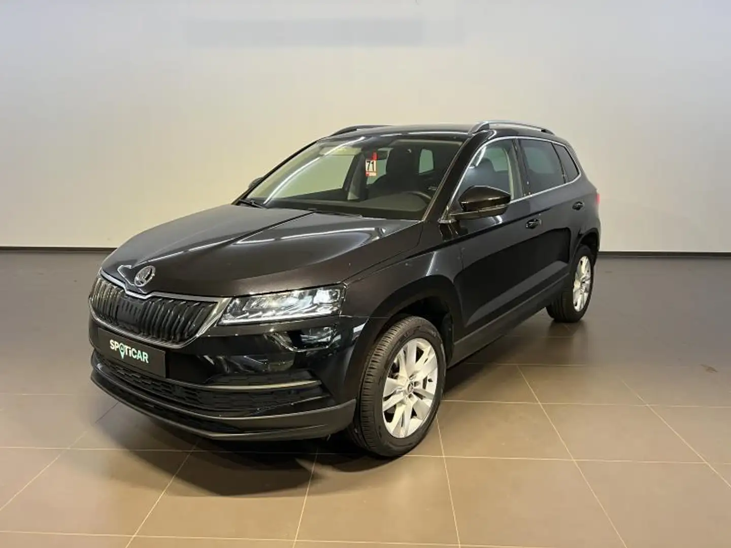 Skoda Karoq - Schwarz - 1