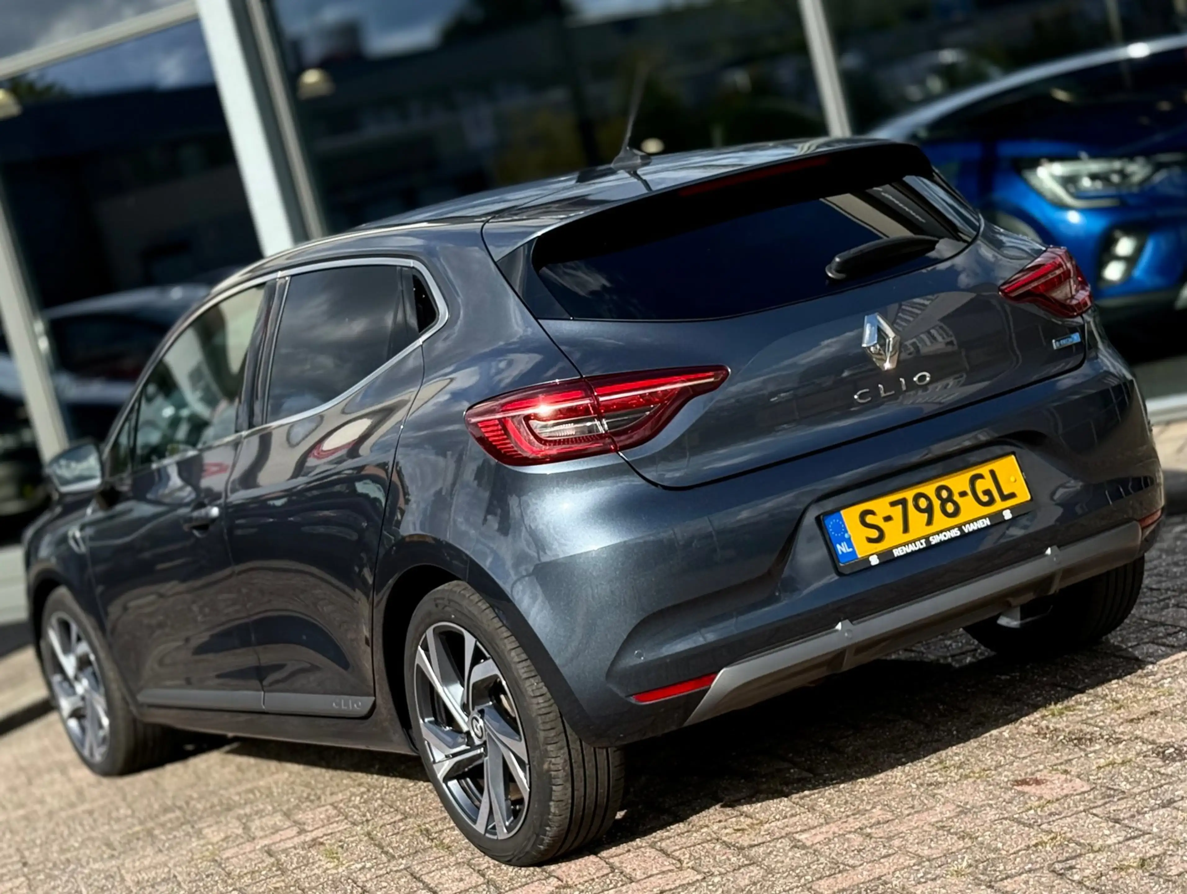 Renault Clio 1.6 E-Tech Hybrid 140 R.S. Line | Airco | Parkeers — photo 15