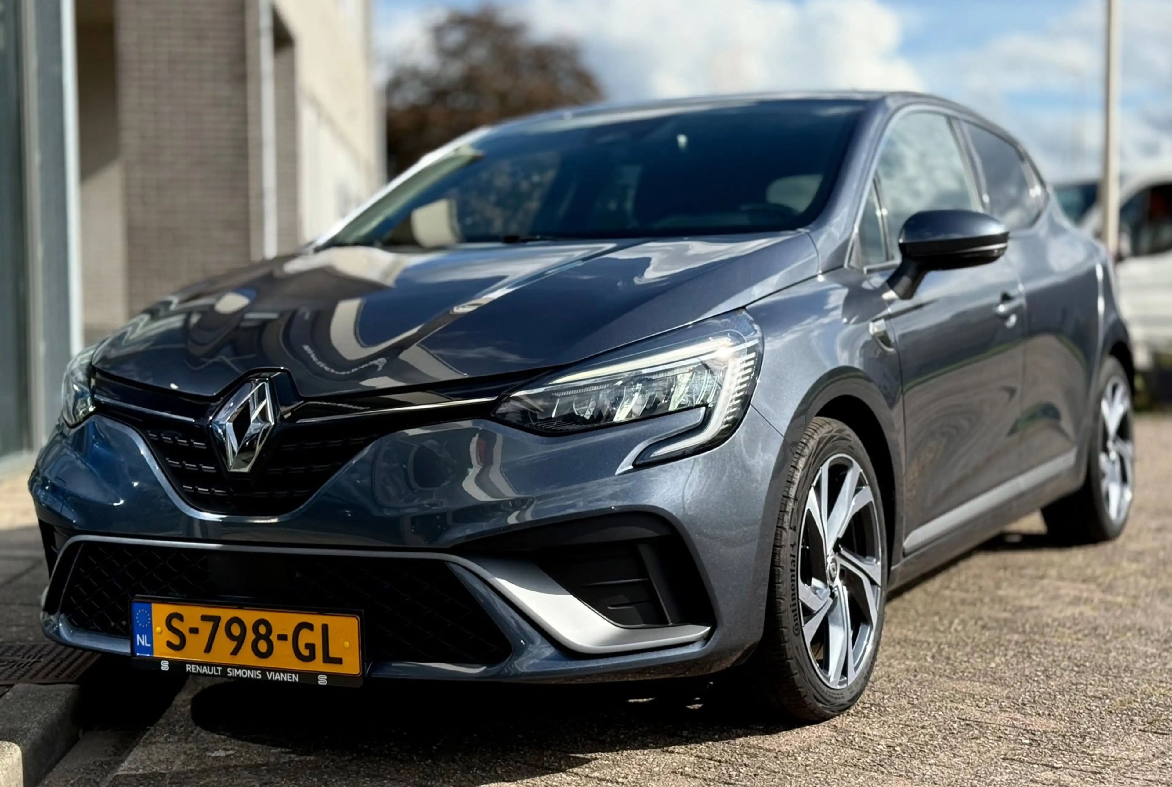 Renault Clio 1.6 E-Tech Hybrid 140 R.S. Line | Airco | Parkeers — photo 14