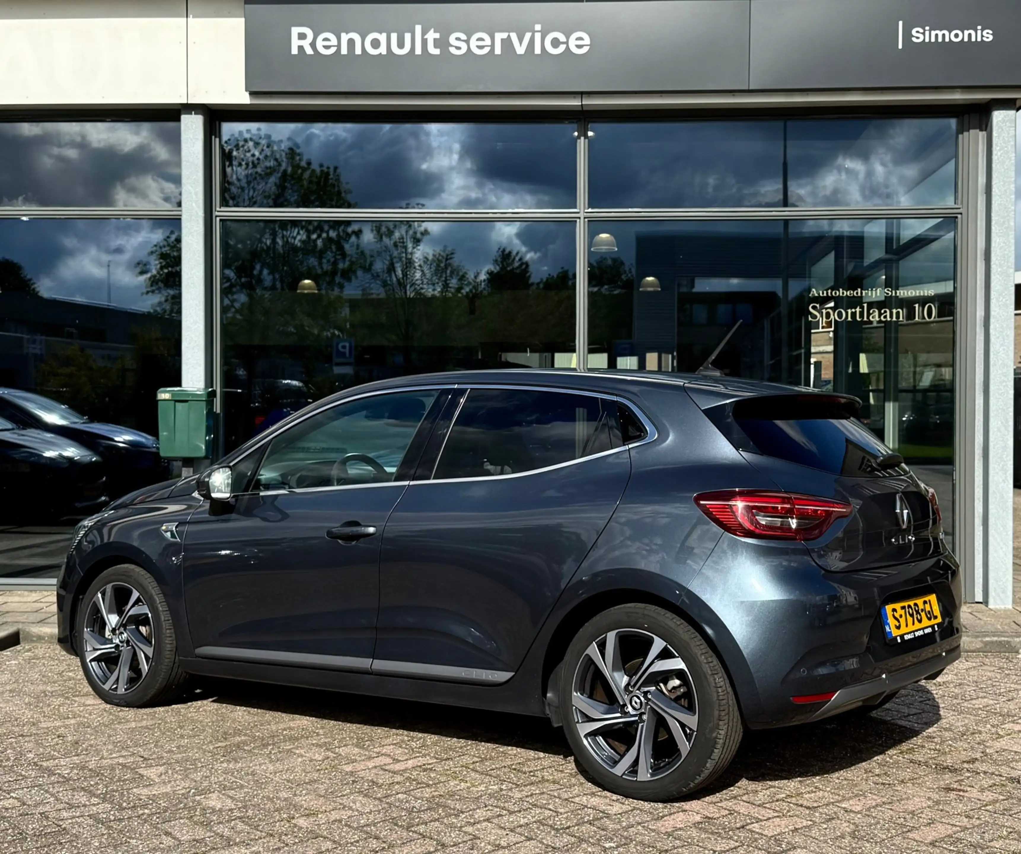 Renault Clio 1.6 E-Tech Hybrid 140 R.S. Line | Airco | Parkeers — photo 12