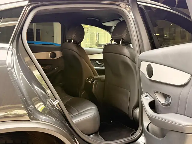 Mercedes-Benz GLC view 25