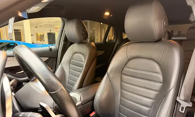 Mercedes-Benz GLC view 11