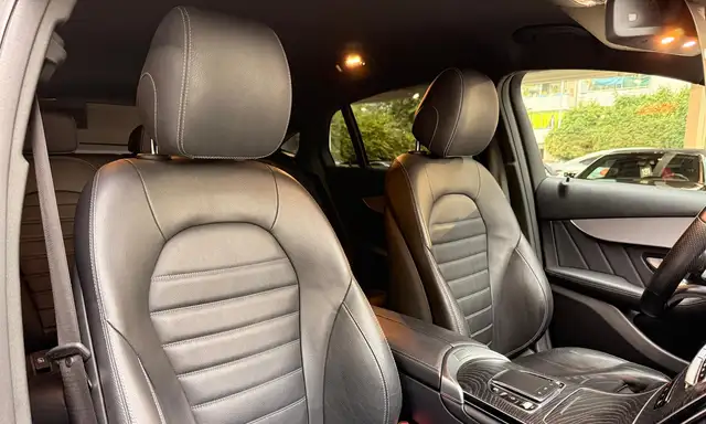 Mercedes-Benz GLC view 24