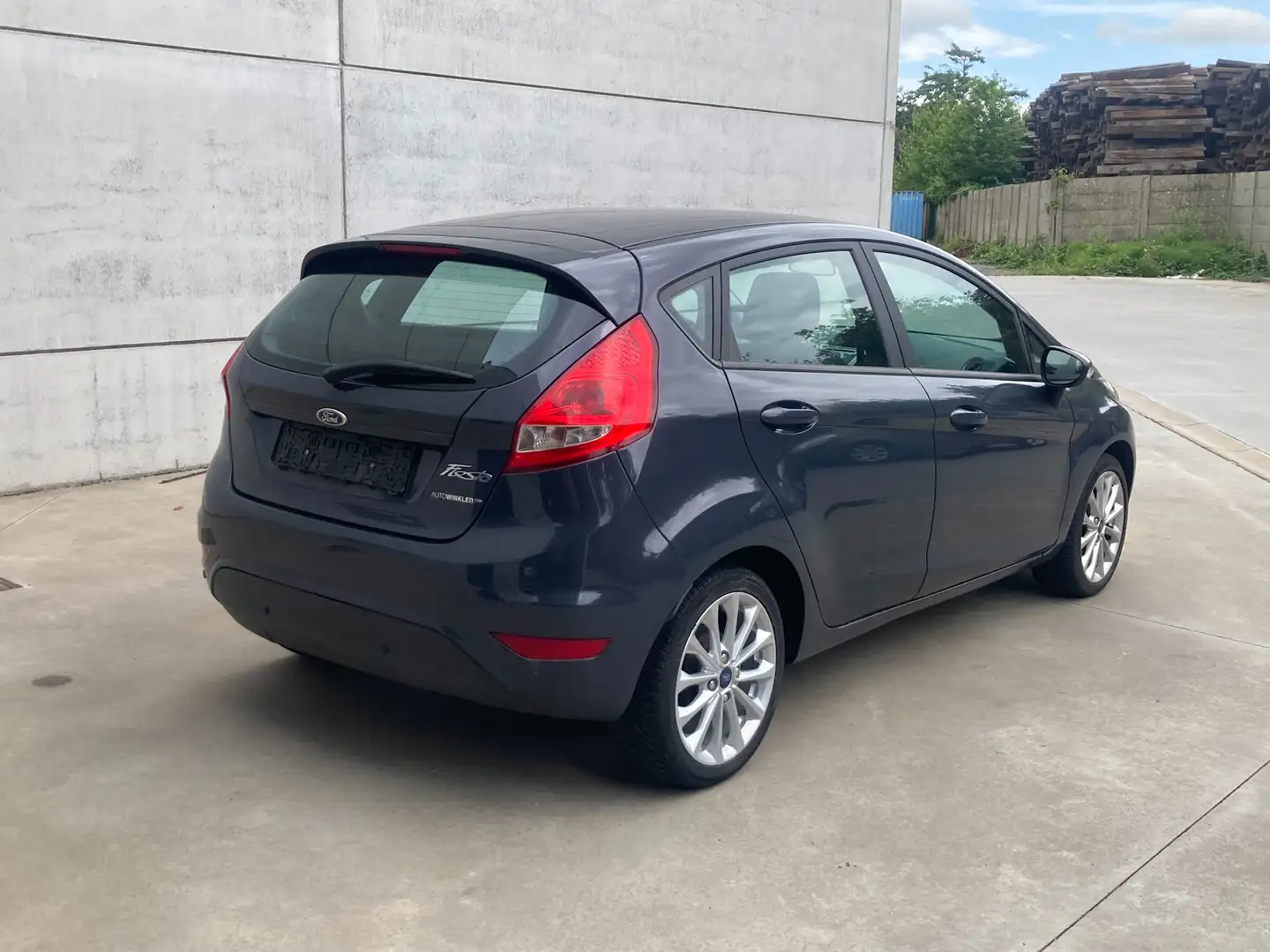 Ford Fiesta 1.2 benzine 2011 met 97000km*airco*EURO 5*5deur* Сірий - 1