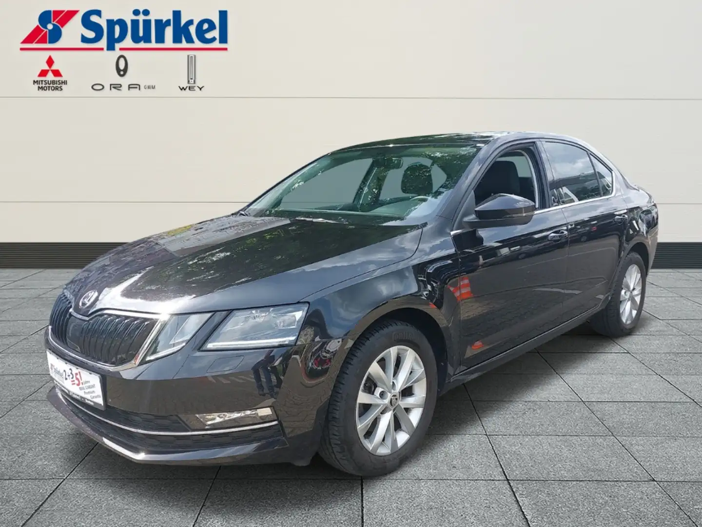 Skoda Octavia 1,5 TSI ACT Style, AHK, Apple CarPlay, PDC Noir - 1
