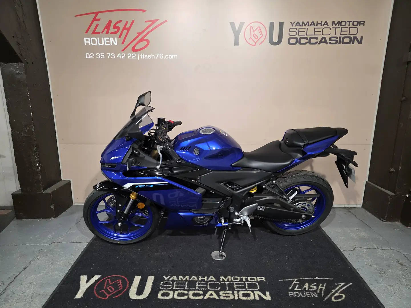 Yamaha YZF-R3 Bleu - 2
