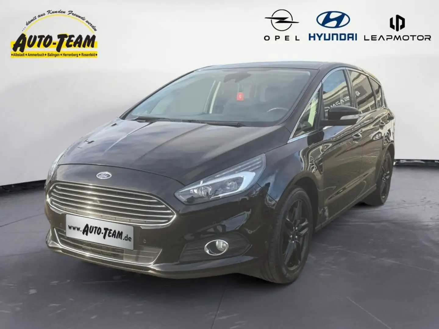 Ford S-Max 2.0 Eco Boost Aut. Start-Stopp Titanium Schwarz - 1