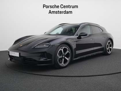 Porsche Taycan 4 Cross Turismo