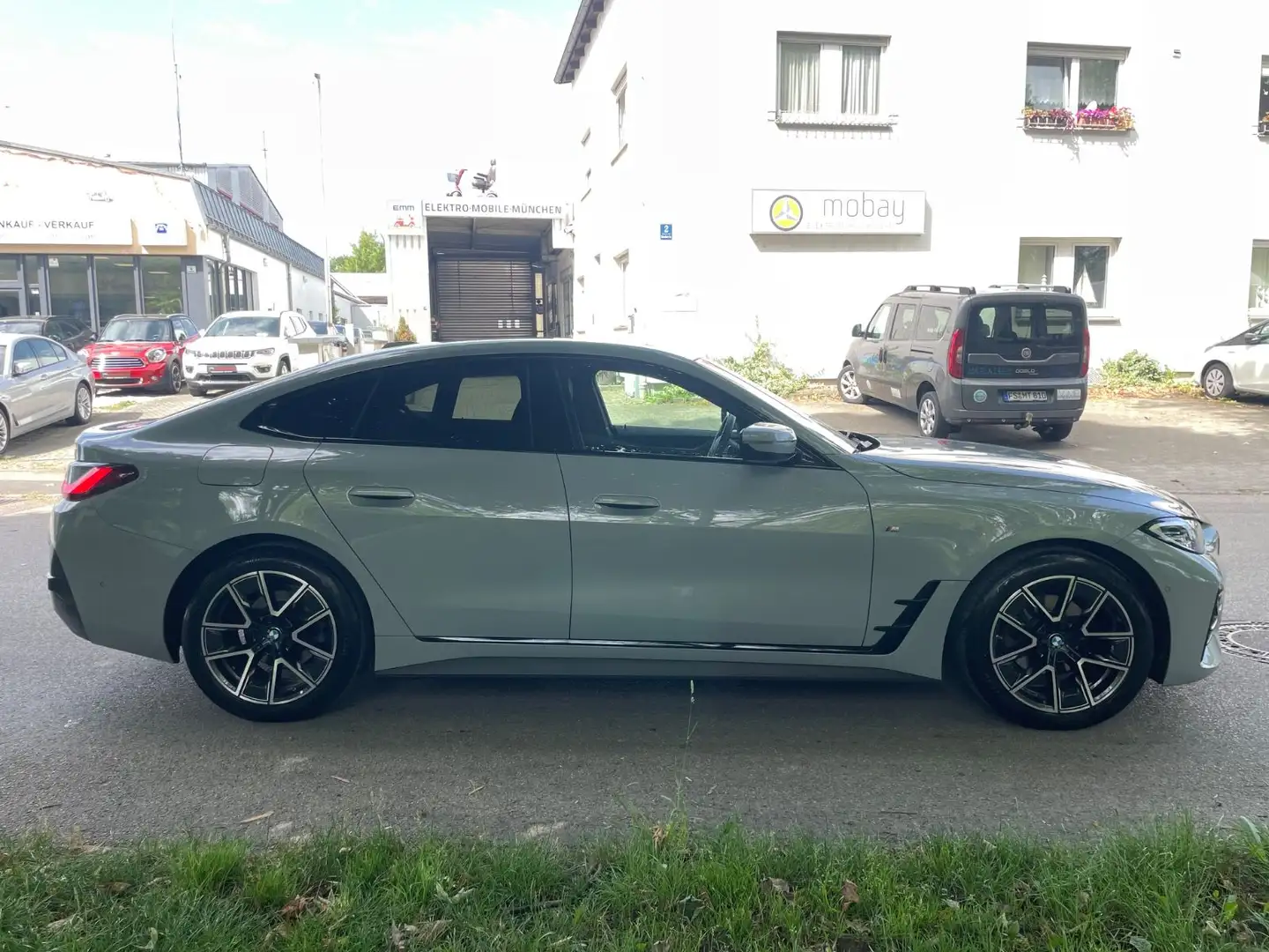 BMW 420 420d Gran Coupé xDrive M-Sport*HUD*ACC*NAV*KAM* Grau - 2