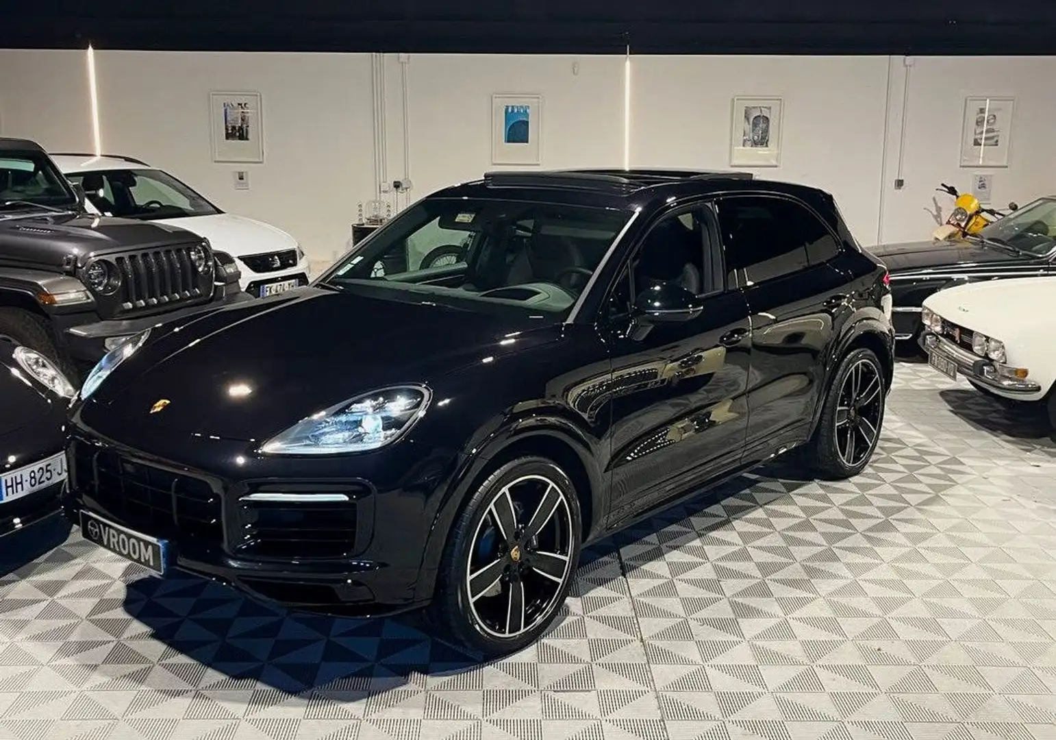 Porsche Cayenne iii 3.0 v6 e-hybrid 462 Schwarz - 1
