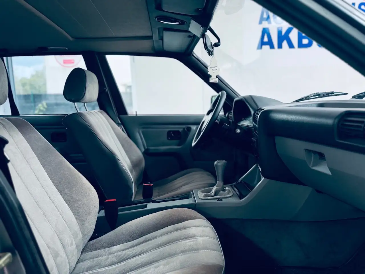 BMW 320i*Komplett Restauriert+Wertgutachten+H-Kenn*, foto 10